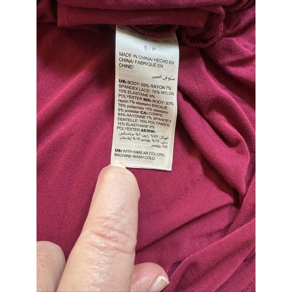 Soma Nightshirt WMNS Small Pjs Sleepwear 3/4 Sleeve Magenta Lace Stretch SOFT - Picture 4 of 7